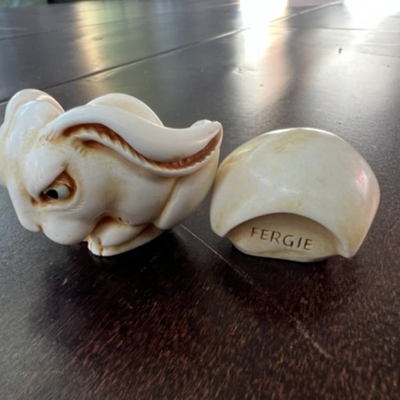 Fergie Harmony Kingdom Bunny Rabbit Trinket Box by artist Adam Binder - Picture 3 of 13